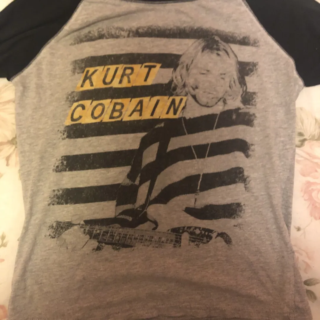 Kurt Cobain Shirt photo 1
