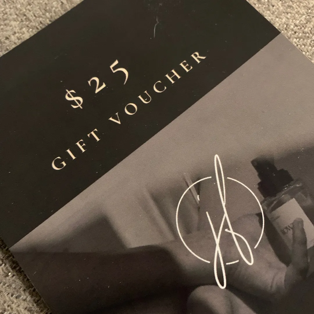$25 Gift Voucher For Hairstylist June & Flora photo 1