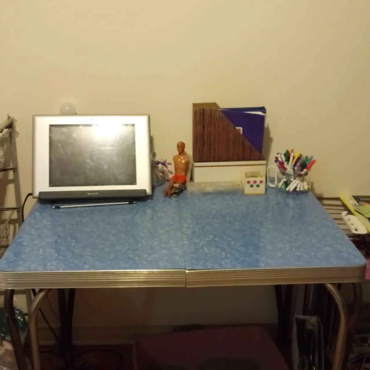Retro formica kitchen table photo 1