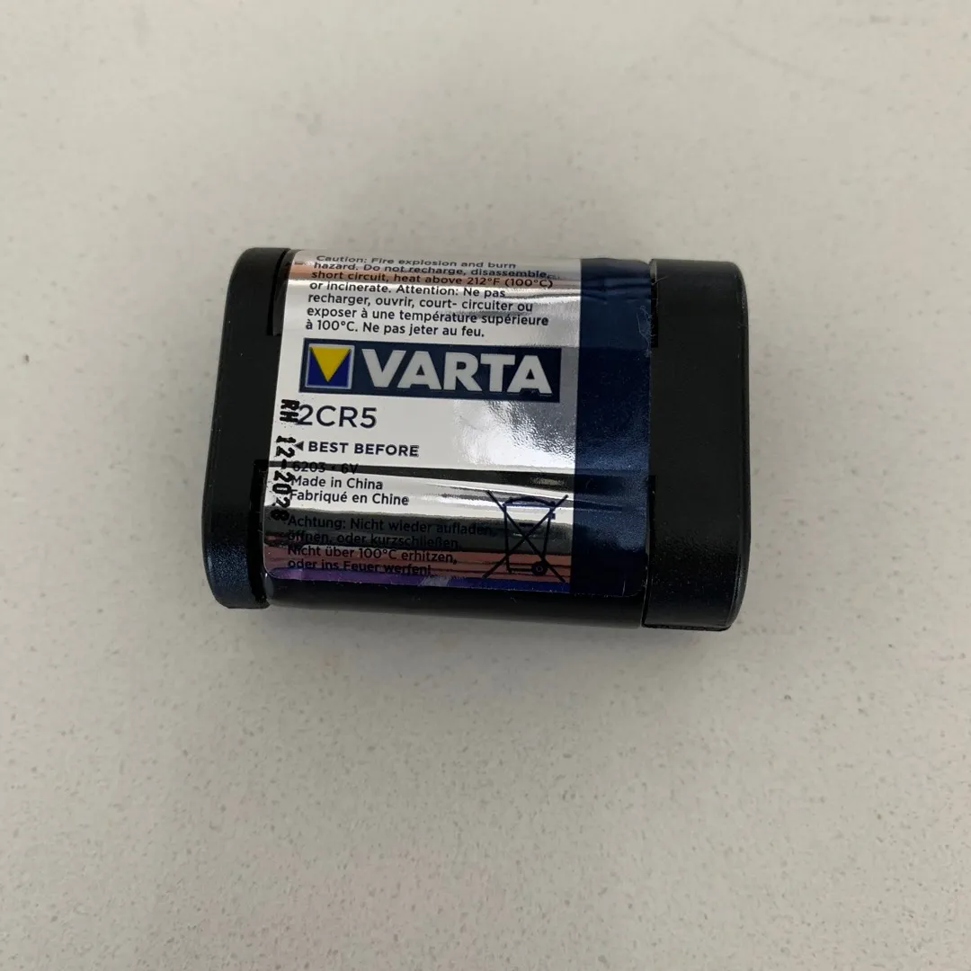 6 Volt Battery photo 1