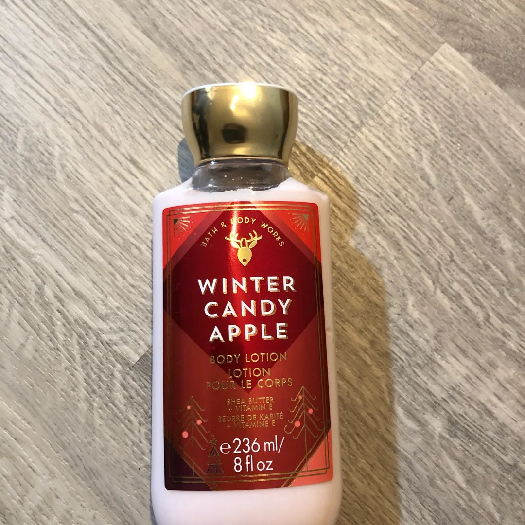 Brand New Bath And Body Works Body Lotion - Winter Candy Apple photo 1