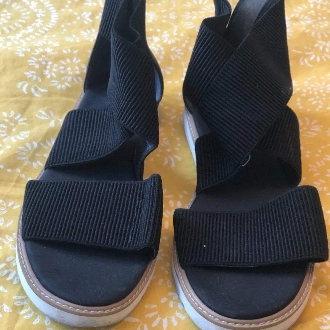 Black Sandals photo 1
