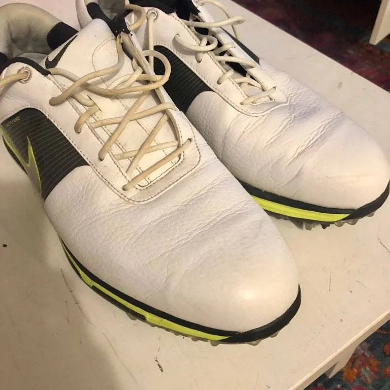 Nike Golf Shoes Size 10.5 photo 4