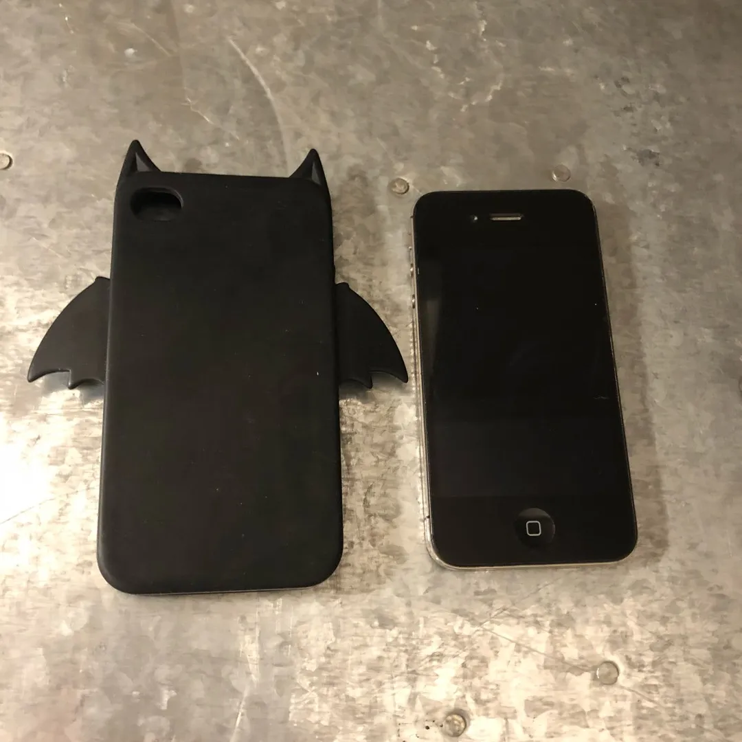 iPhone 4 & Bat Case photo 1
