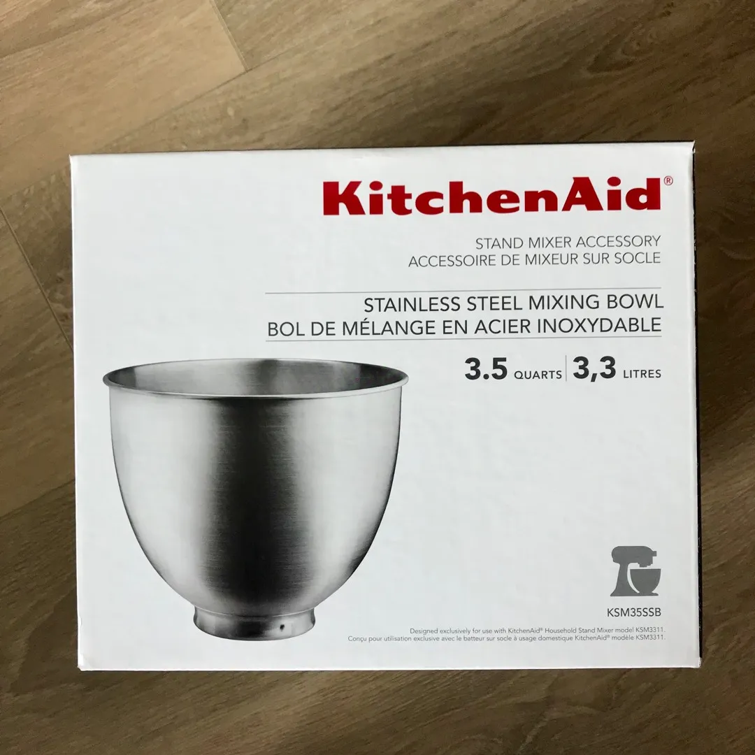 KitchenAid Stand Mixer 3.5 Quart Bowl photo 1