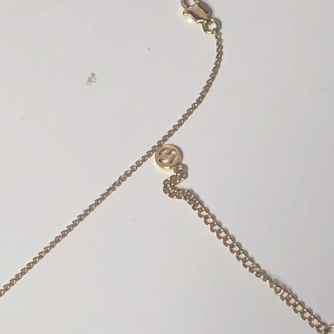 mejuri gold necklace photo 4