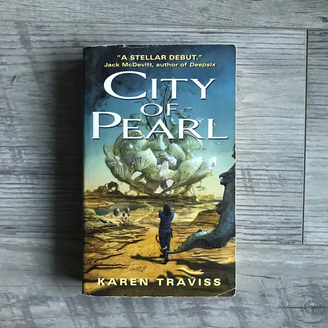 City of Pearl - Karen Traviss, softcover photo 1