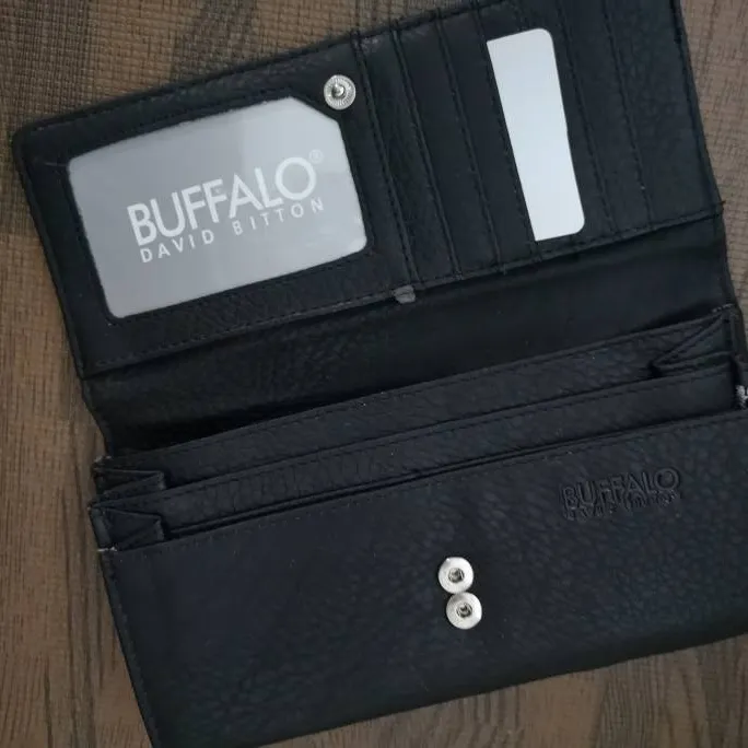 Brand New Buffalo Wallet photo 1