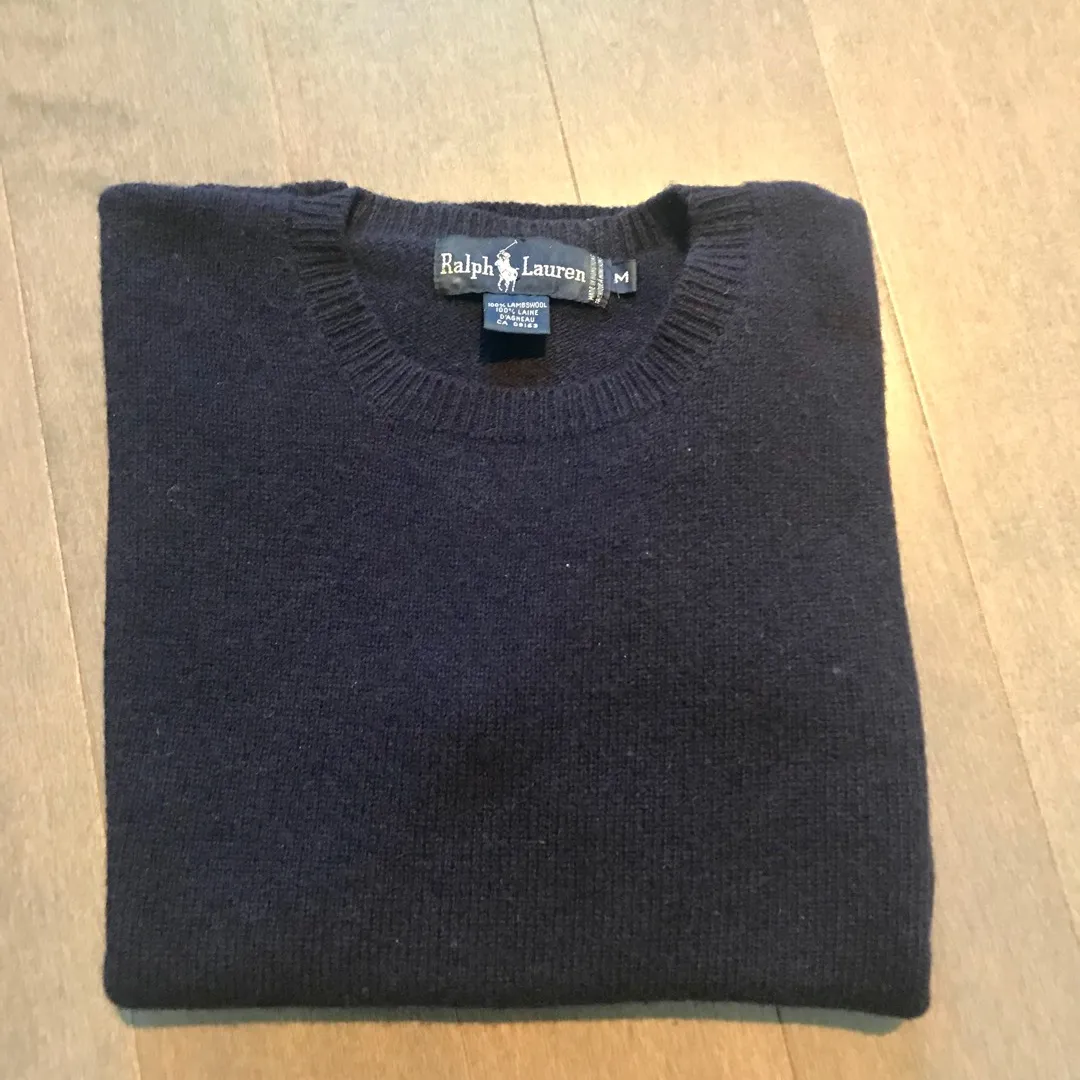 Ralph Lauren 100% Lambs Wool Navy Sweater photo 4