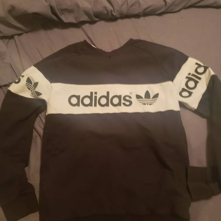 Adidas Sweater photo 1