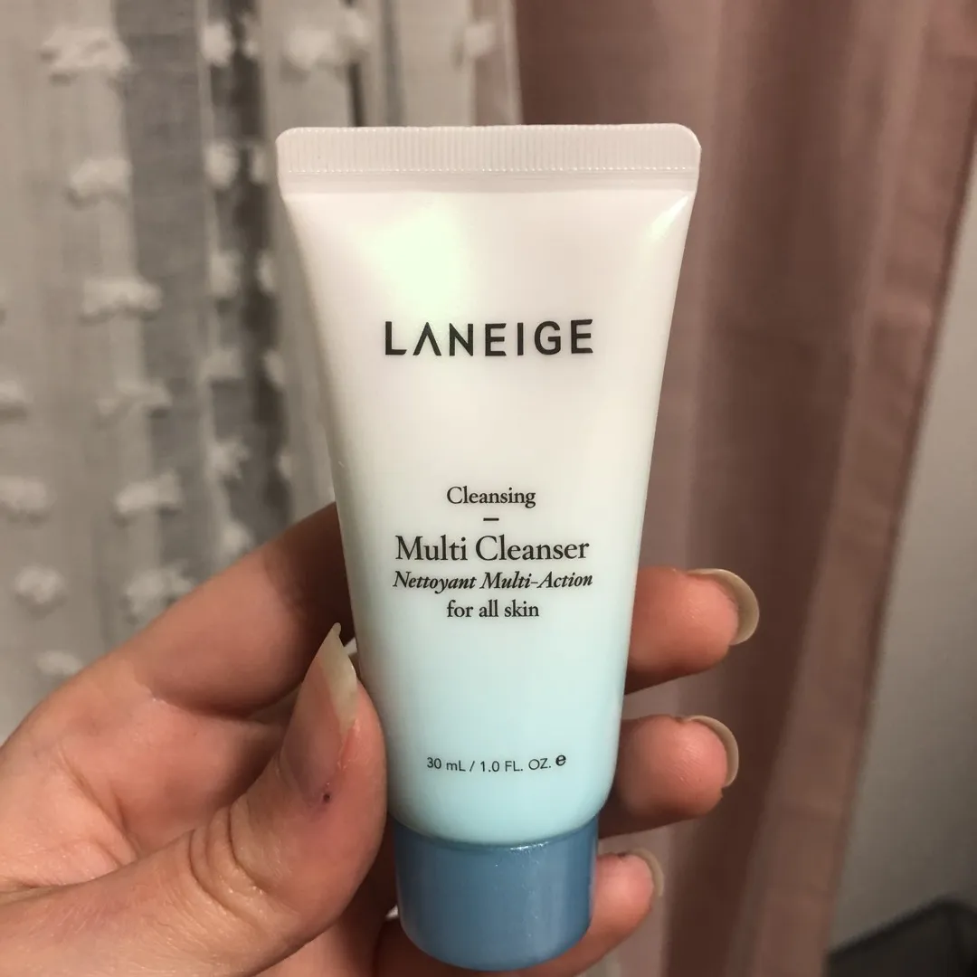 Laneige Facial Cleanser photo 1