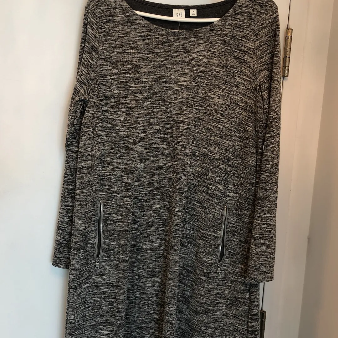 Gap Sweater Dress Size Medium photo 1