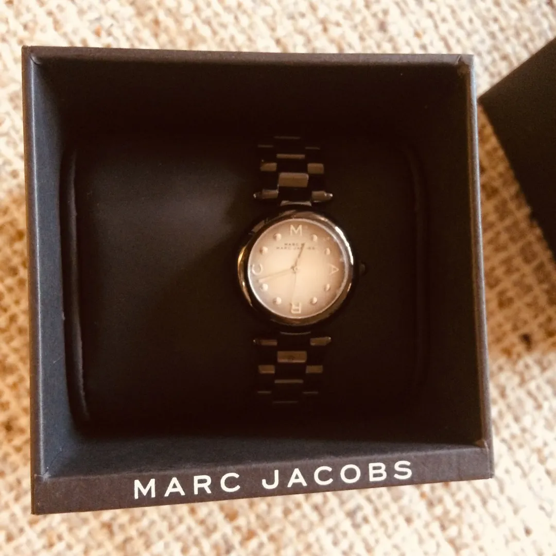 BN Marc Jacobs Watch photo 1