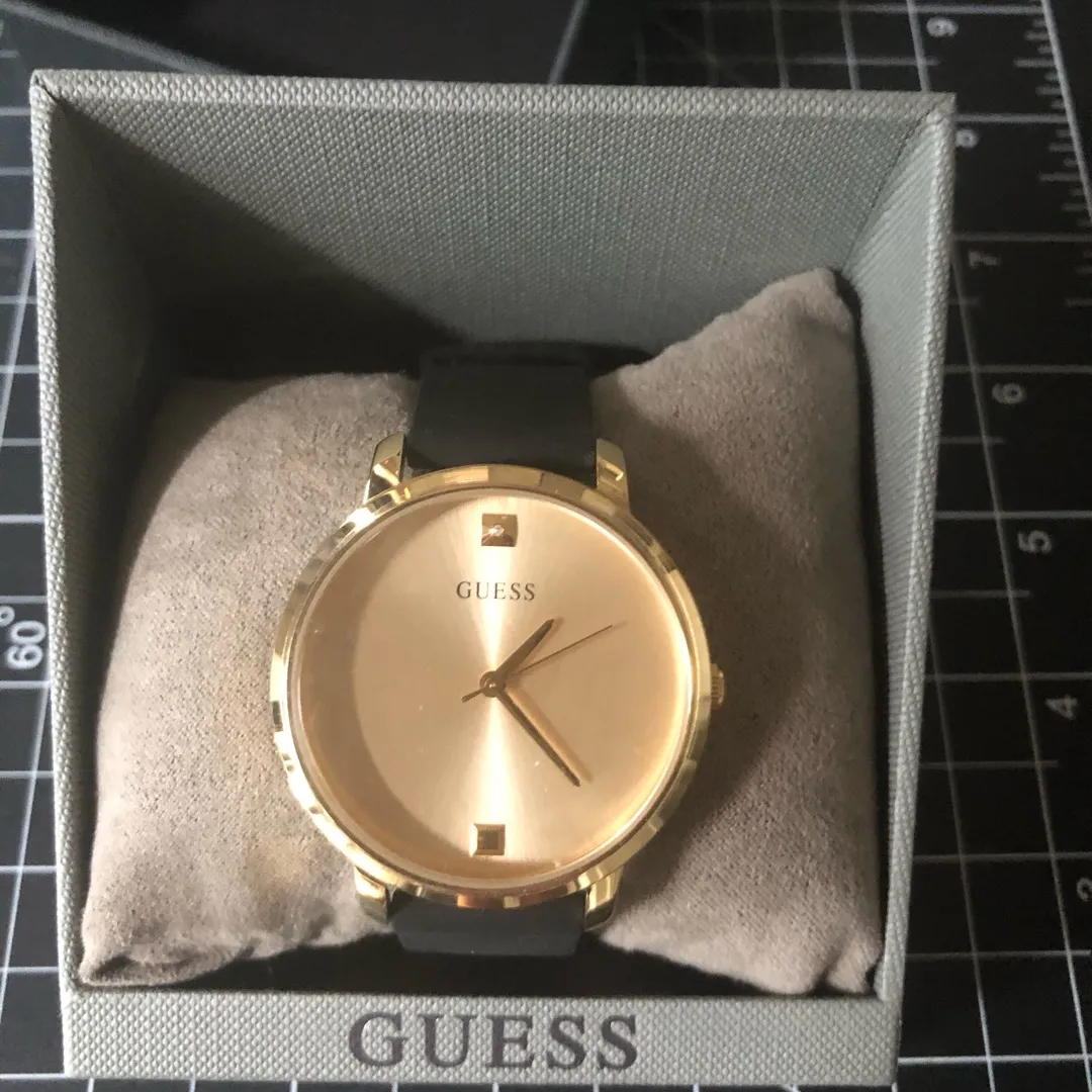 Mens Guess Watch photo 1