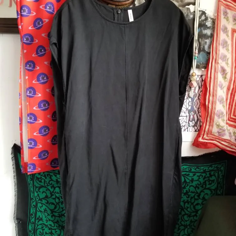 Aritzia Lebowitz Tshirt/ Sack Dress With Pockets! Size Small photo 7