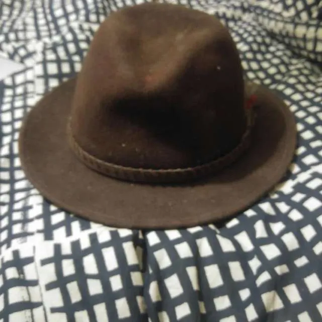 Brown Hat photo 1