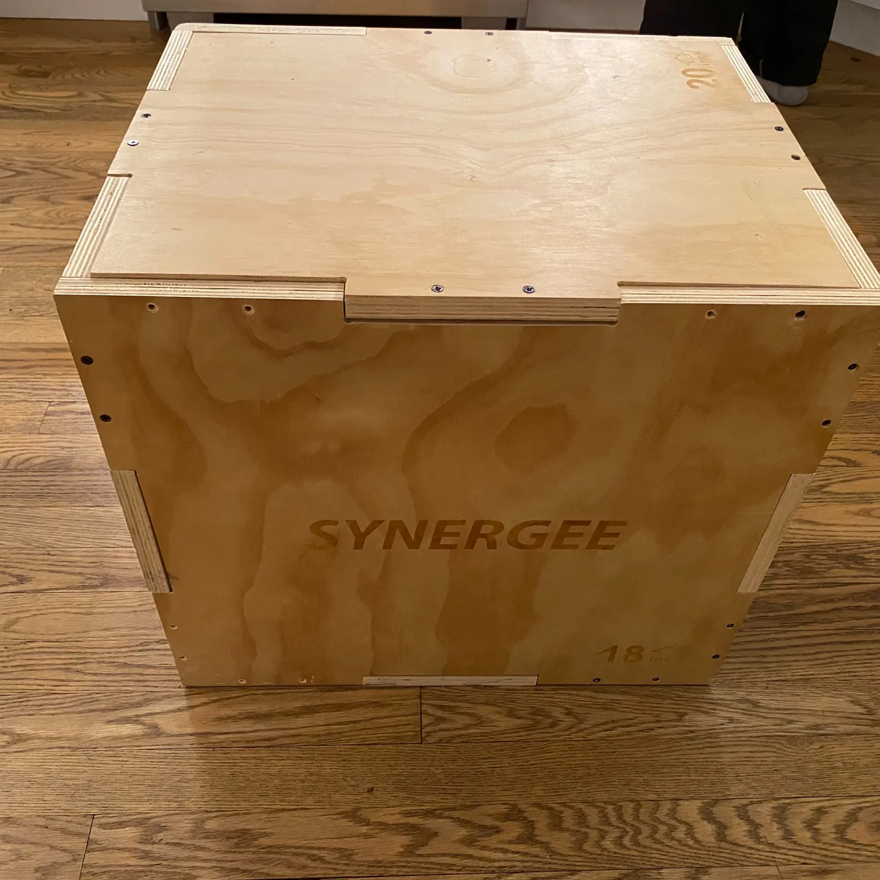 Synergee 3-in-1 plyometrics box photo 1