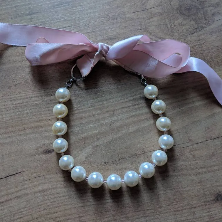Large Pearl Necklace w/ Ribbon Tie photo 1