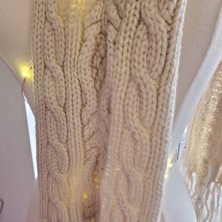 Classic White Knit Scarf photo 3