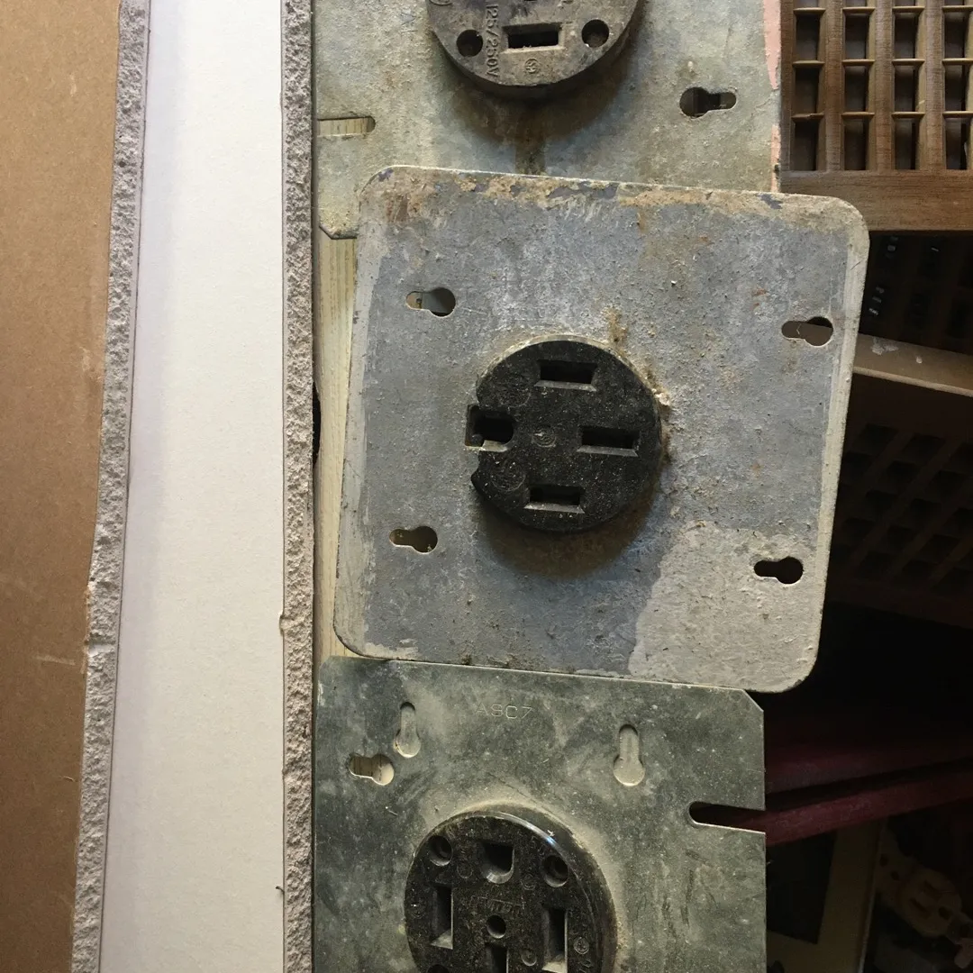 Stove Or Dryer Outlet photo 1