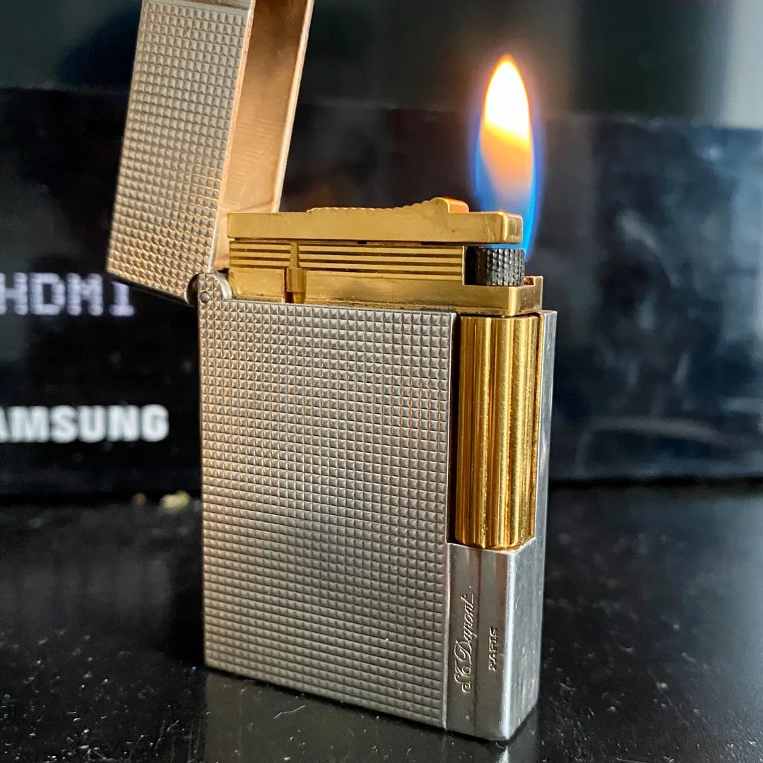 Vintage ST Dupont And Dunhill Lighter photo 5