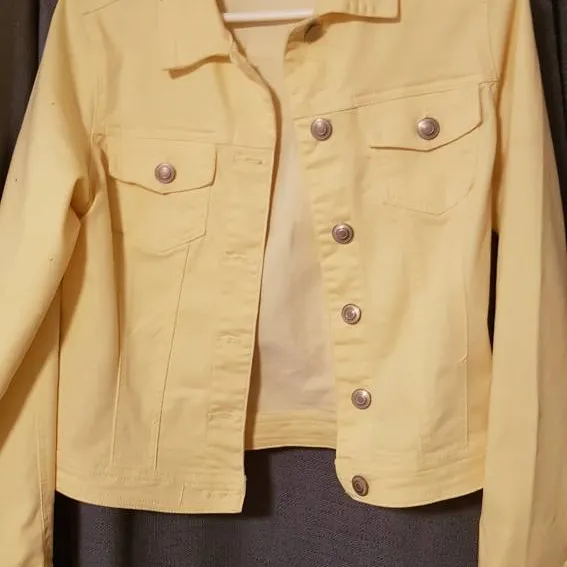 Size Medium, Pretty, Yellow Denim Jacket photo 1