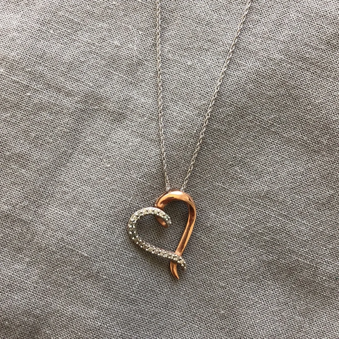 Rose Gold Necklace photo 1