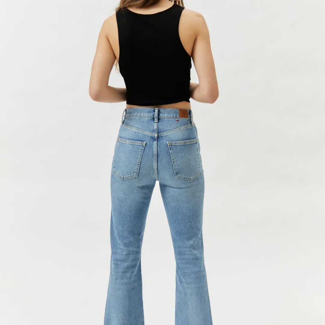 BNWT BDG High-Waisted Comfort Stretch Flare Jean size 30 photo 4