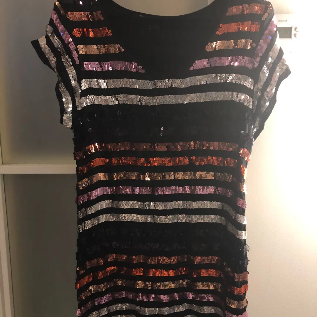 Gorgeous French Connection Mini Sequin Dress Size 4 photo 4