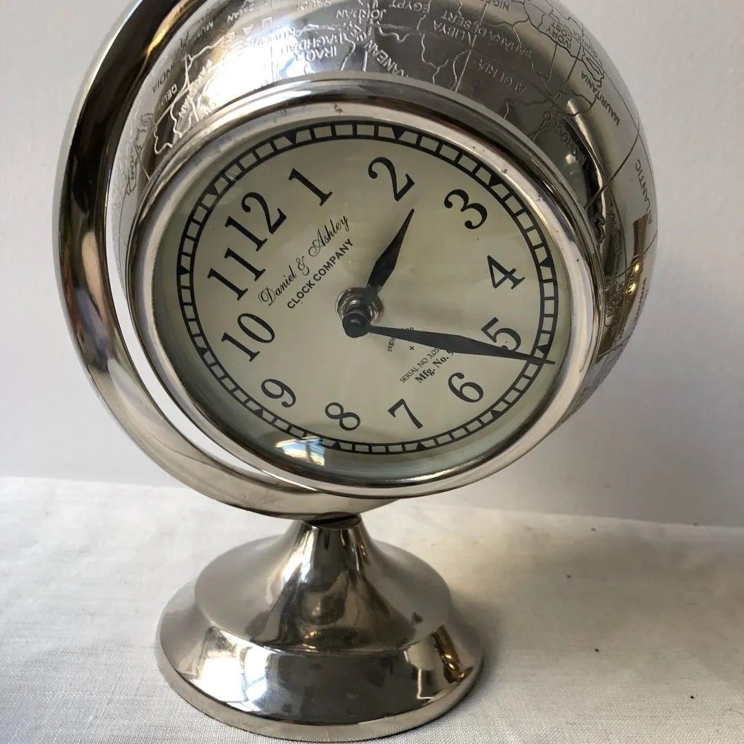 Vintage Looking Clock Globe photo 1