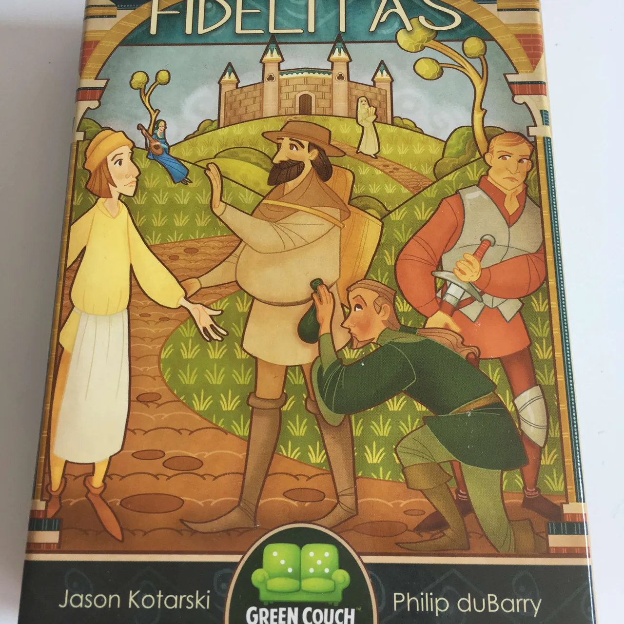 Fidelitas Card Game photo 1