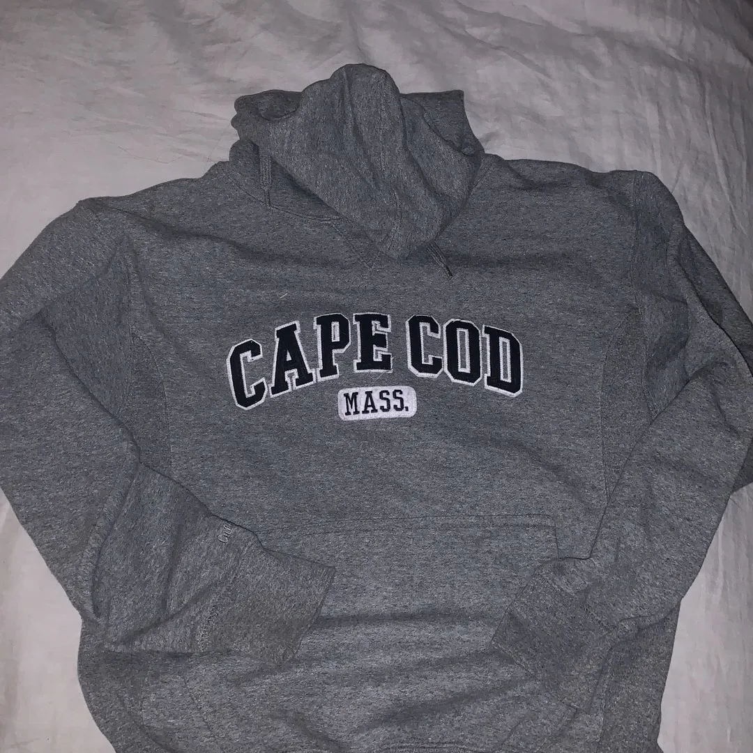 Cape Cod Hoodie (Size Large) photo 1
