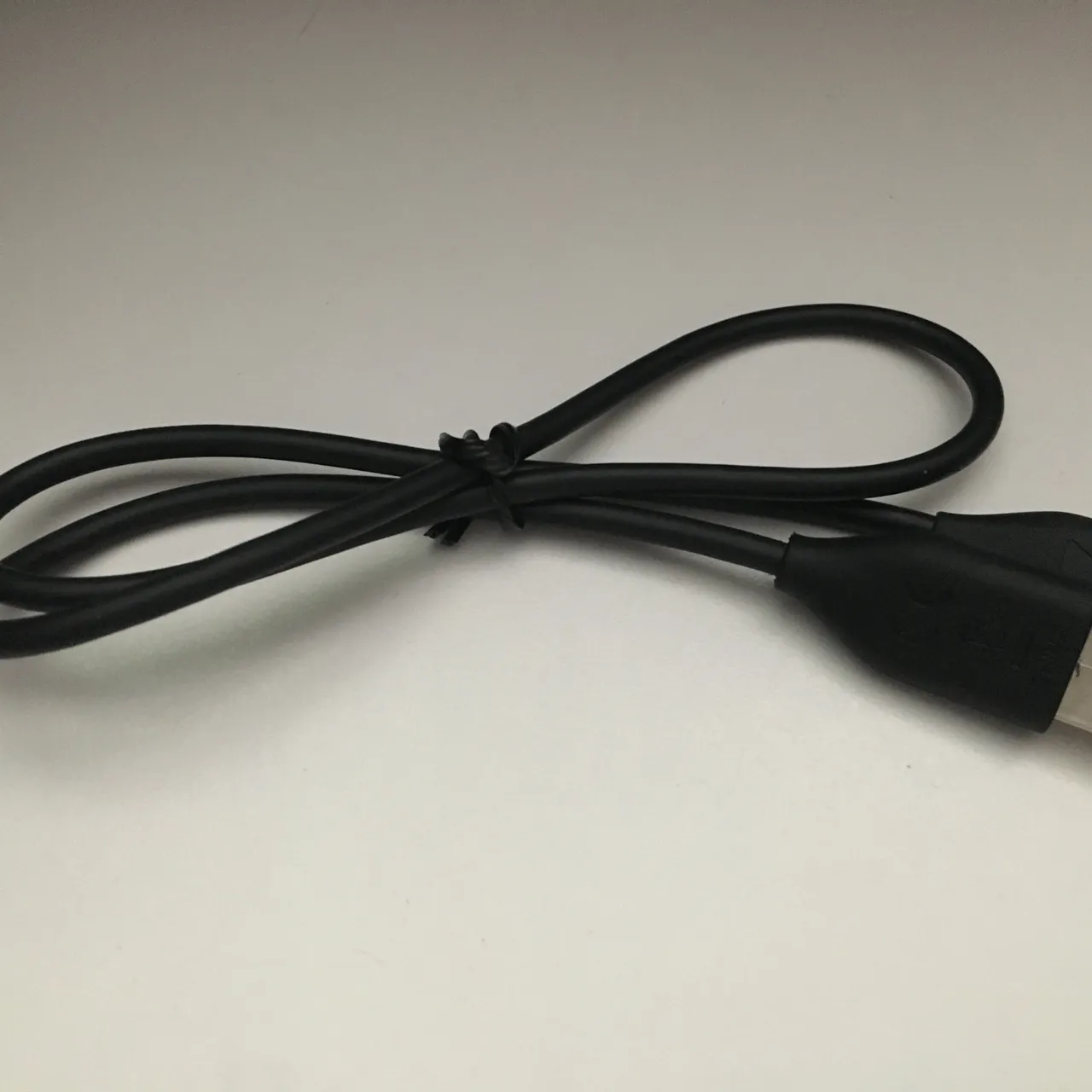Garmin USB Charging & Data Cable photo 1