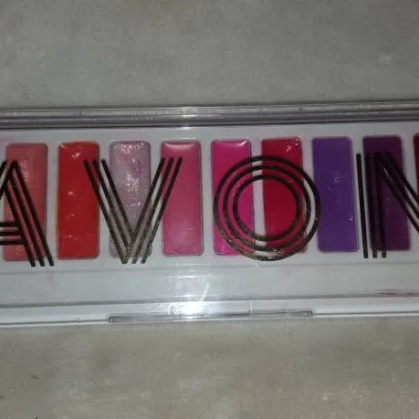 Avon Merry Kissmas Lipstick Pallet photo 1