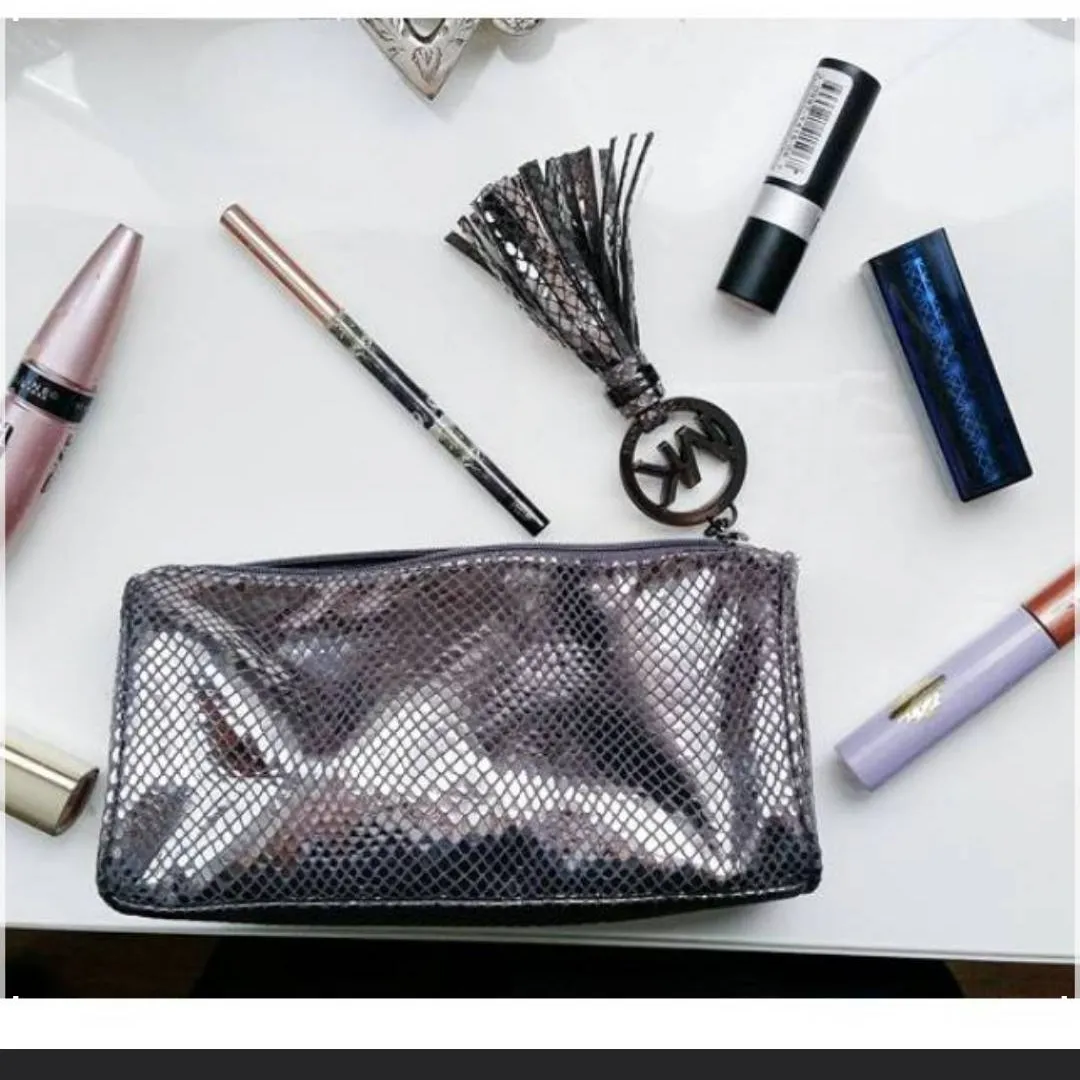 Michael Kors Makeup Bag photo 1