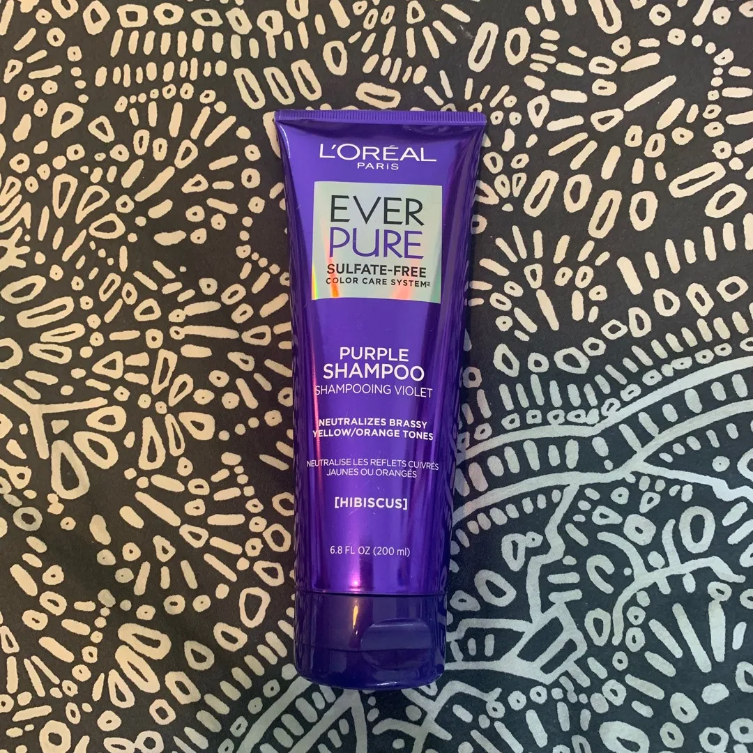 L’Oréal Purple Shampoo photo 1