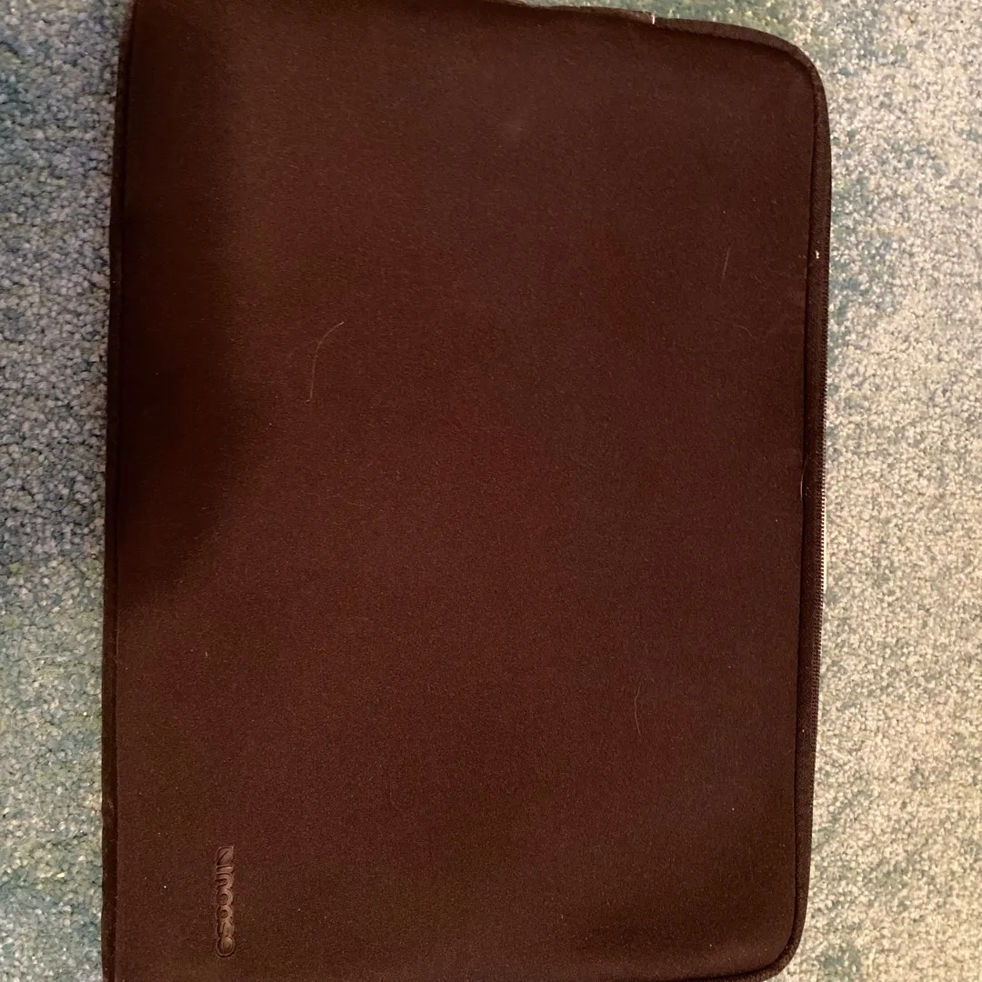 15” Incase Laptop Case photo 1