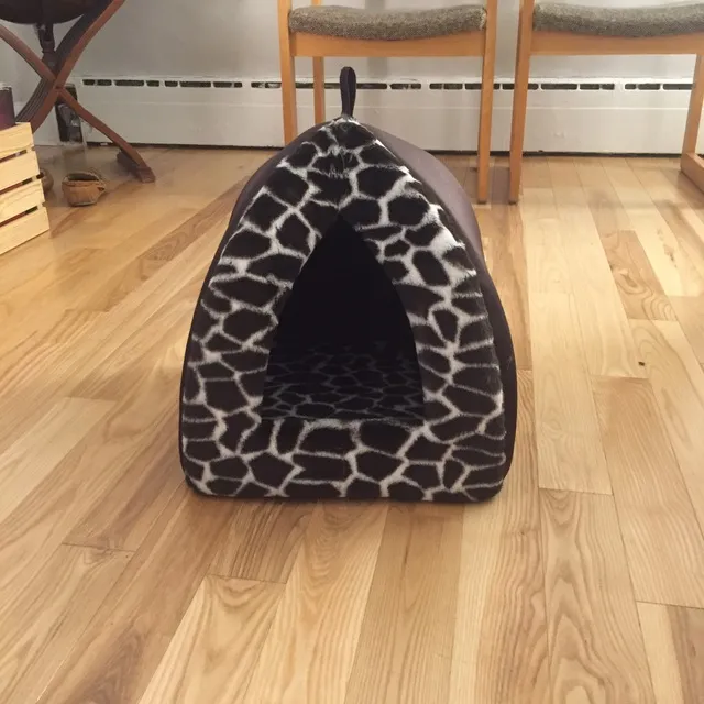 Cat House/Bed photo 1