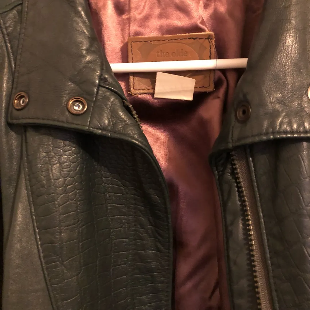 Vintage Leather Jacket photo 4