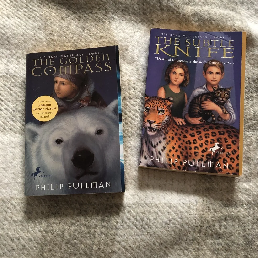 The Golden Compass + The Subtle Knife - Philip Pullman (his D... photo 1