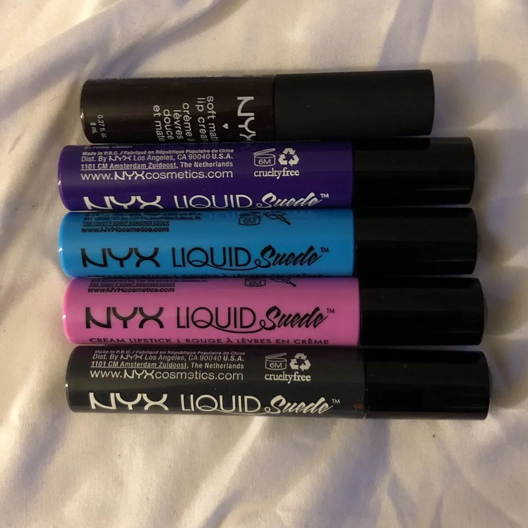Nyx Liquid Suede Cream Lipsticks And Soft Matte Lip Cream photo 1