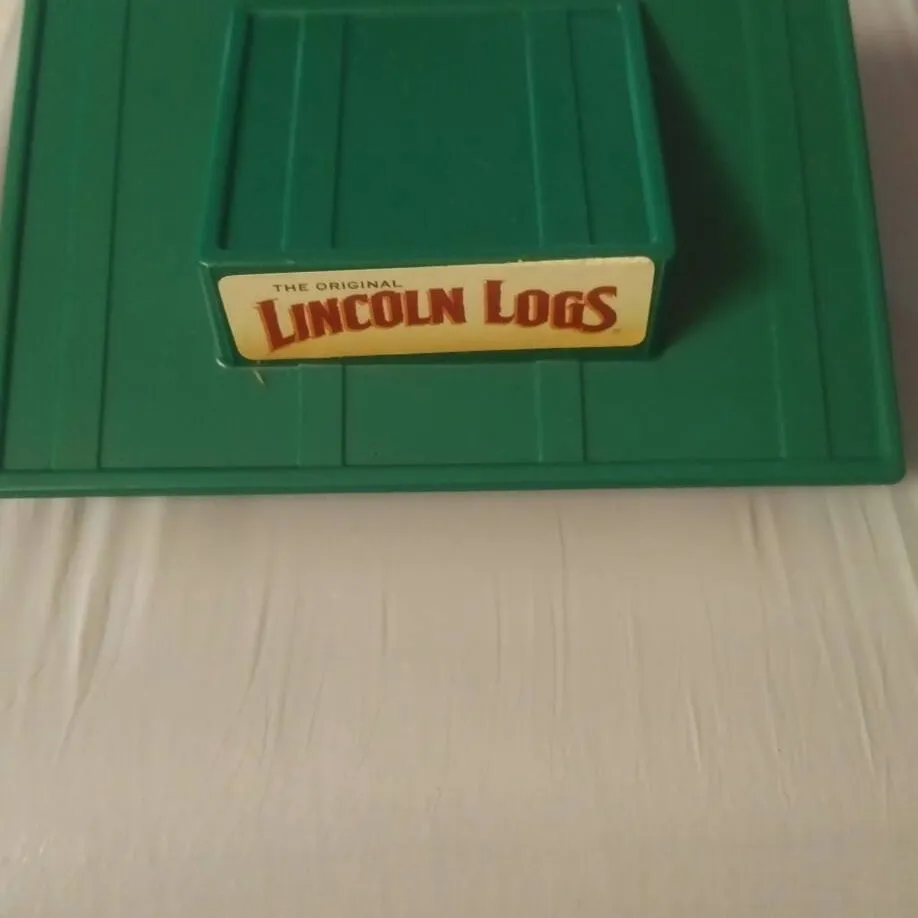 Lincoln Logs photo 3