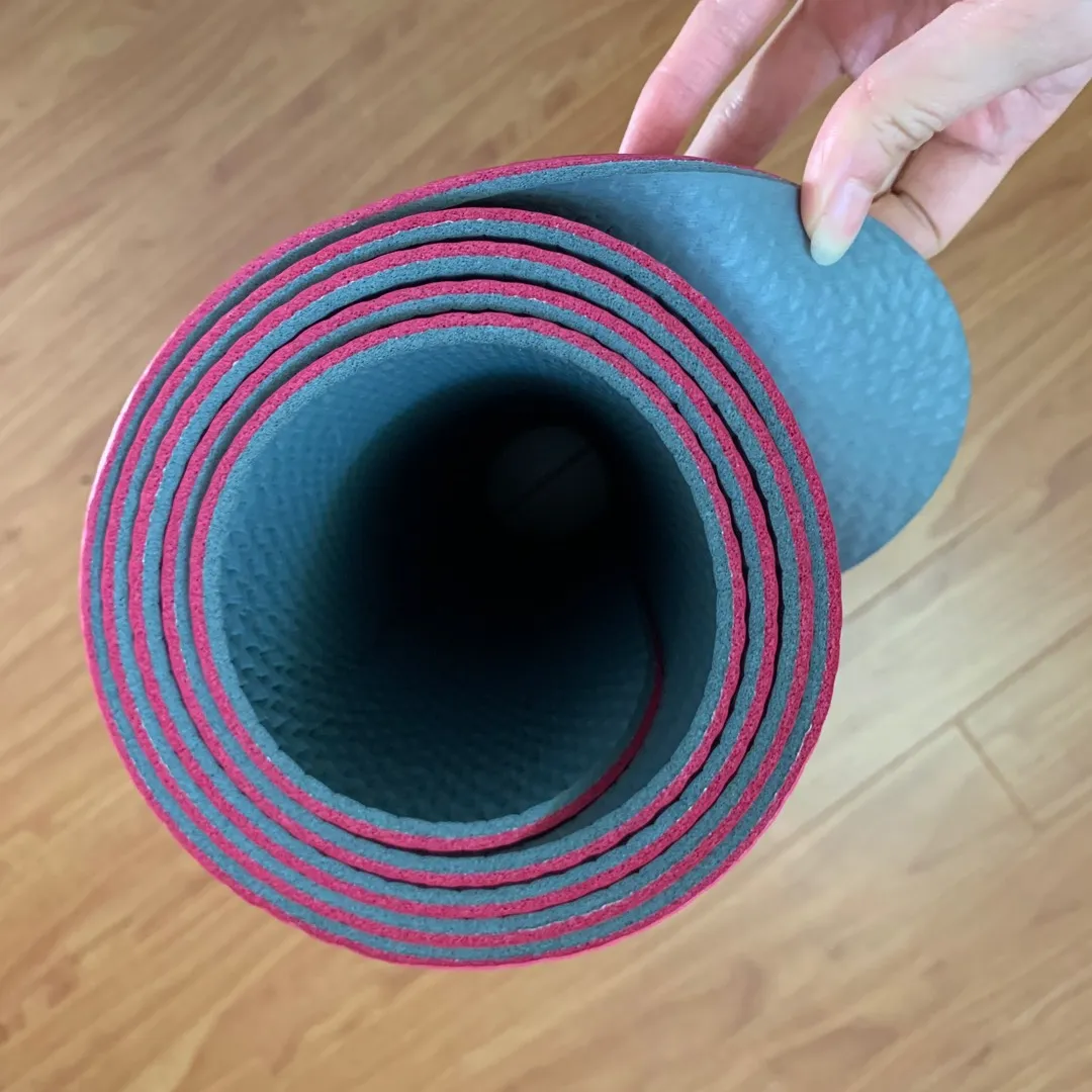Reversible Yoga Mat + Lululemon Strap photo 3