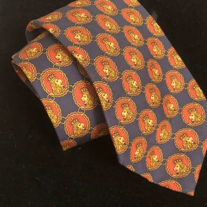 vintage  Rare 1980s Chanel silk necktie with leo lion medalli... photo 4