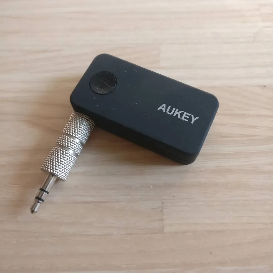 Aukey Wireless Bluetooth Receiver photo 1