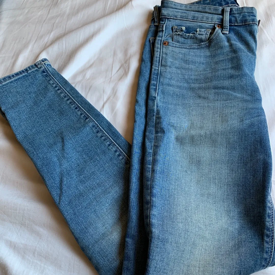 Lucky brand Skinny Jeans photo 1