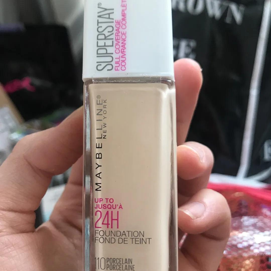 Never Used Maybelline New York Superstar Foundation photo 1