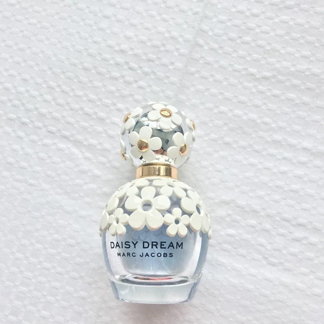 Marc Jacobs- daisy dream perfum photo 1
