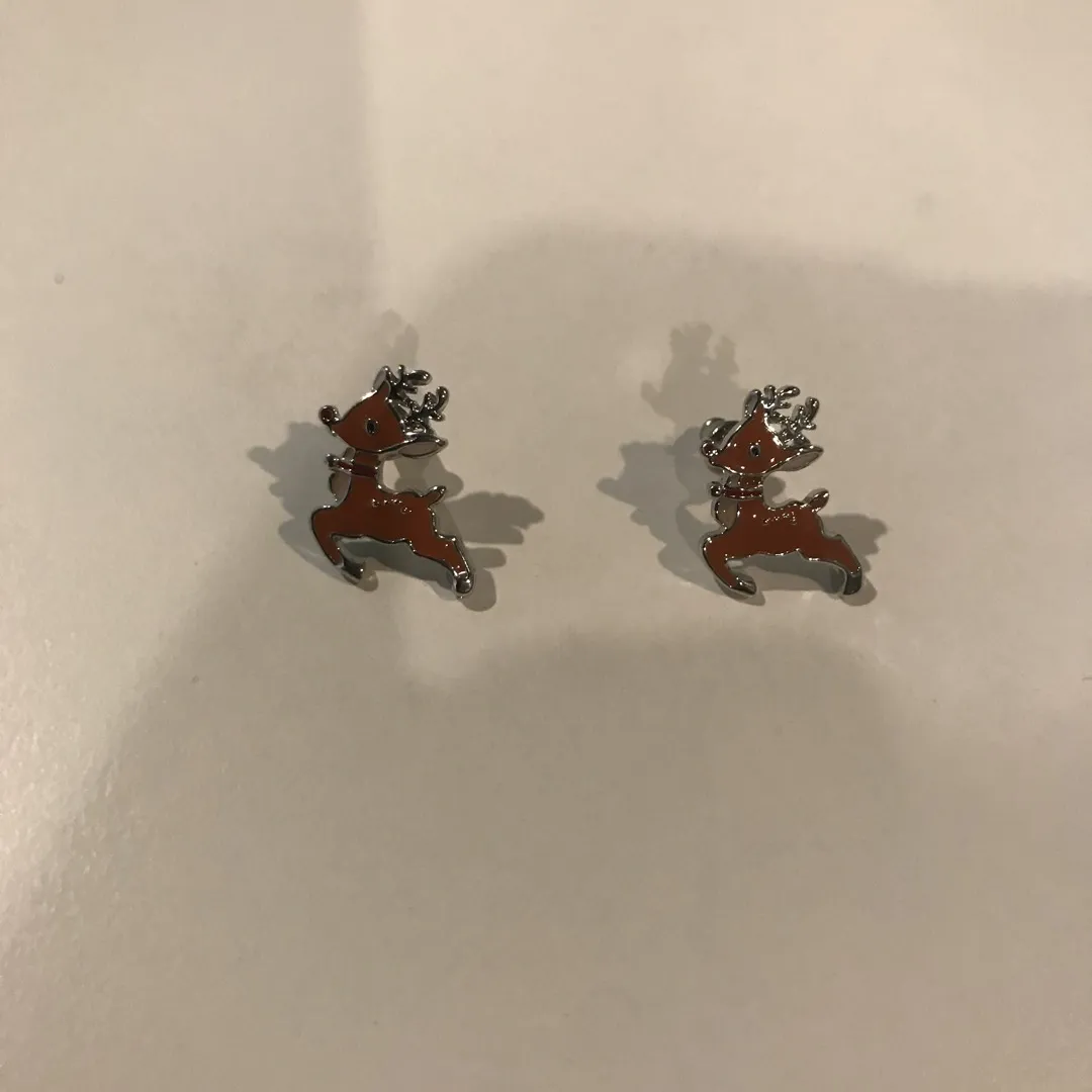 reindeer earrings photo 1