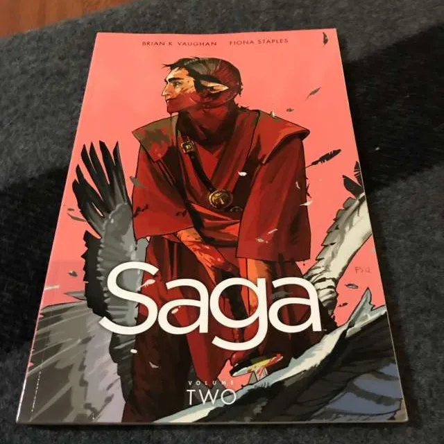 Saga Volume 2 photo 1